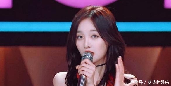  注定|火少再穿101首秀服装，杨超越段奥娟暴风成长，她却注定发光