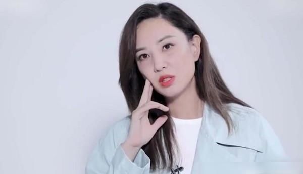 白冰|《浪姐》五公曝光白冰、郑希怡、郁可唯三选一,复活团三选二