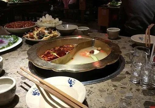 锅底|火锅店竟往锅底中放这个…老板、采购、厨师全获刑