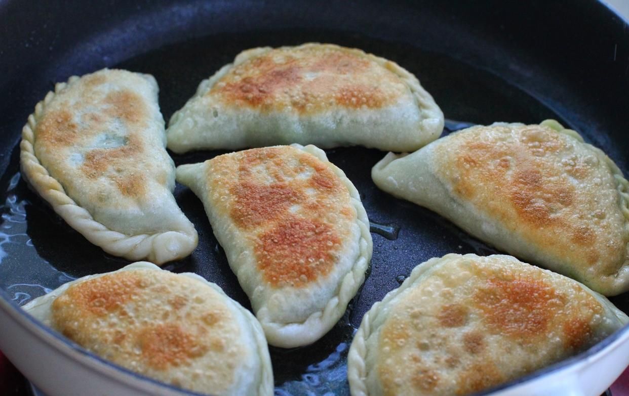  韭菜|详解花边韭菜盒子的做法，皮薄不露馅，口感倍儿鲜美，分分钟吃撑