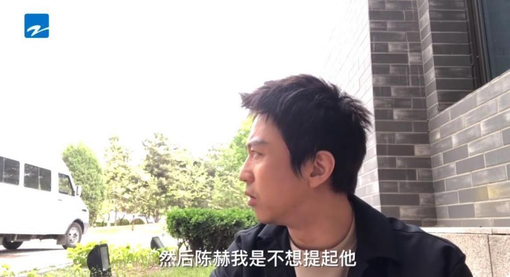 热巴|邓超想念跑男成员却漏说热巴,看到他补录的10个字这才是团魂