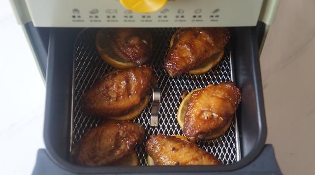 天热|天热,鸡翅这样做,低卡无油,比可乐鸡翅爽口,比奥尔良更开胃