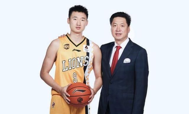  李京龙|李京龙坑爹，孙铭徽空砍45分，福建三剑客合砍95分爆冷击败广厦