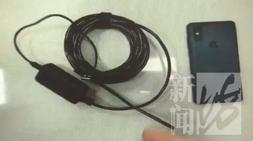  摄像头|晕！沪一对小情侣气炸了，合租房内发现针孔摄像头正对着床…