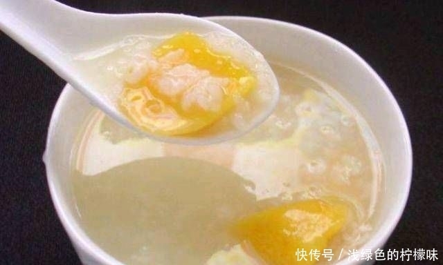  米粥|红薯米粥配料方便，制作容易，比单纯吃红薯营养多了