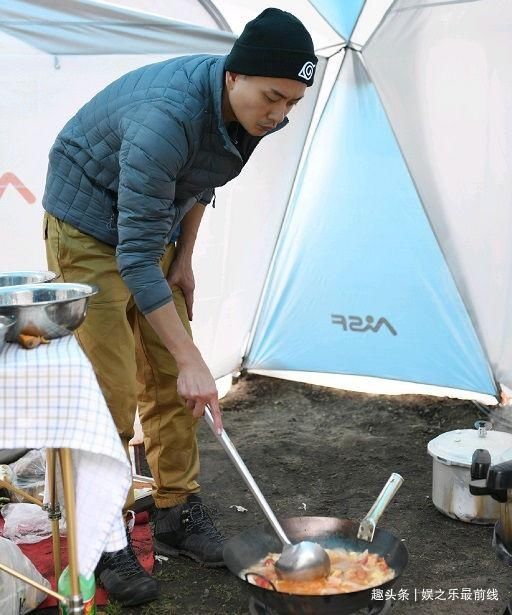  能手|40岁黄宗泽堪称厨房小能手，擅长下厨且厨艺出众，网友赞口不绝