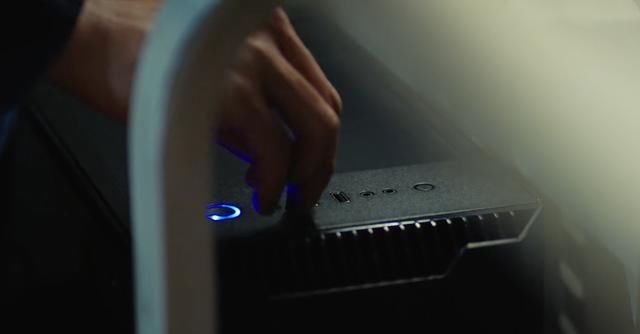  夺冠|《穿越火线》肖枫夺冠后为何消失？三处细节暴露背后真相