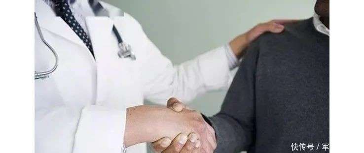 记住|医师节,请记住这八个字——“医生朋友,一生朋友”