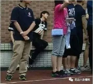 参加|肖战要开直播?王俊凯不参加竞技类综艺?宁静和万茜继续打擂台吗