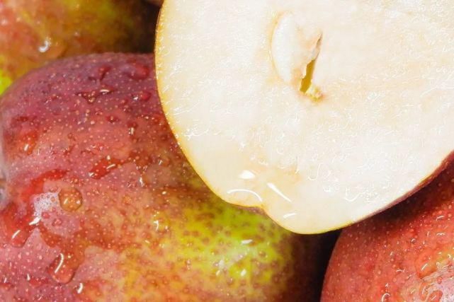  彩虹梨|这款“天然矿泉水”现在正当季！脆甜爽口会爆汁，馋到舔鼻尖的解暑好物~