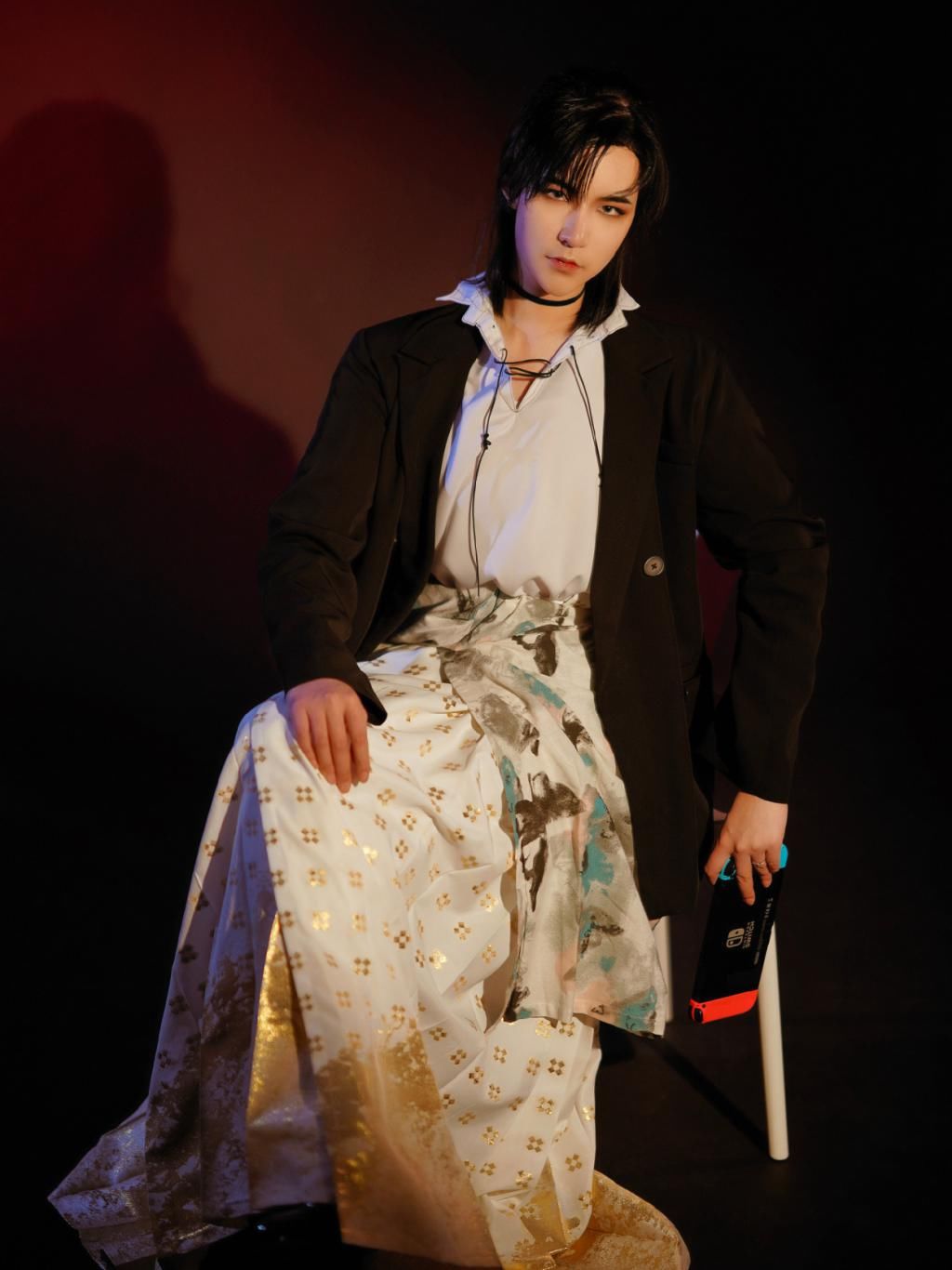 上半身|最近流行一种穿搭！上半身西装，下半身汉服！既帅气又撩人，爱了