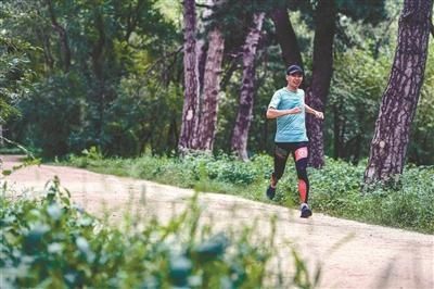  沈阳|「沈阳马拉松」连续晨跑2441天！一路奔跑 一路坚持