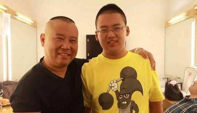 常客|郭麒麟：不拼爹，综艺营业，热搜常客，宝藏男孩为何这样“红”？