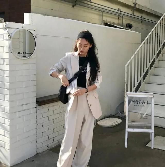  女裤|今夏流行穿“渣女裤”！百搭又好穿，小粗腿女生救星