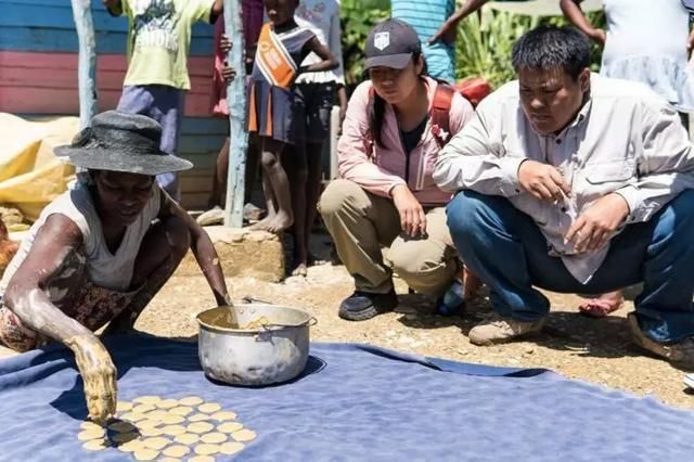 回来|卖掉房产旅行10年，回来发现赚了2亿，他们才是乘风破浪的夫妻