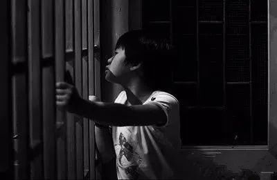 吸毒|Hi，你的禁毒第一课手册，请查收~