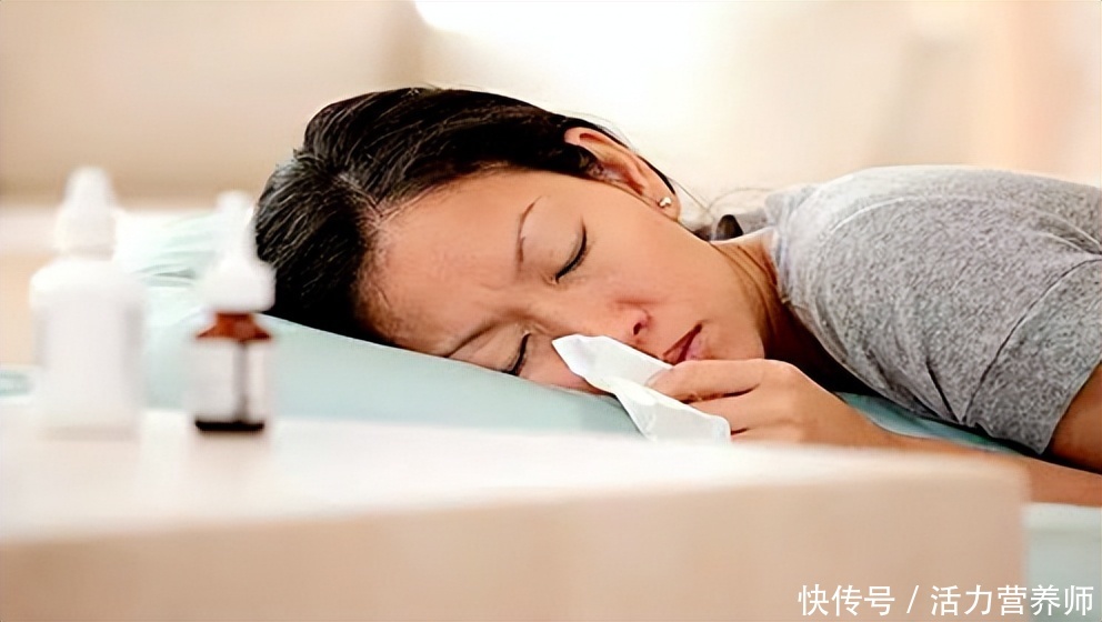 免疫力差容易感冒是不是患癌(不常感冒的人，反而免疫力低，还容易患癌？这种想法到底对不对)