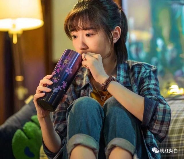 王曼妮|刘诗诗演的职场女精英，气场还不及被海王骗感情的王曼妮？