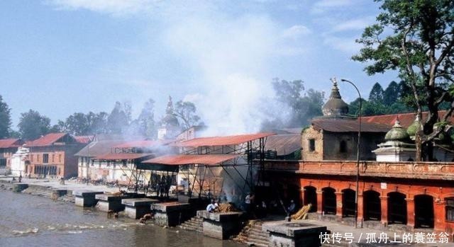  面积|寺庙最多的城市，面积不到7公里的市中心，就拥有250多座寺庙