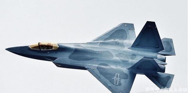  超越|歼31搭配涡扇19发动机成最大黑马！俄罗斯：超越苏57隐身战机