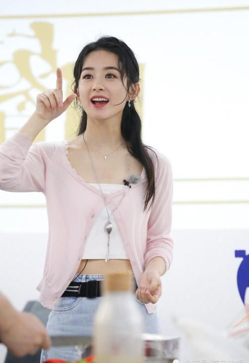  道歉|继“明言明语”后，《中餐厅》又翻车了，向赵丽颖道歉被吐槽绿茶