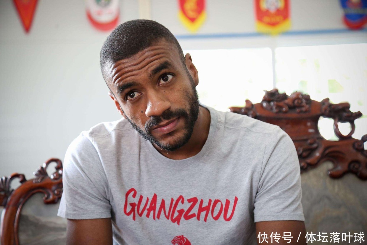 功勋|归化或有新突破!恒大功勋外援推荐儿子为国足而战,弥补自己遗憾