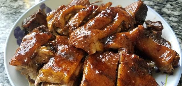  两不误|鸭肉别再做成老鸭汤了，试试这个做法，营养开胃两不误，一学就会