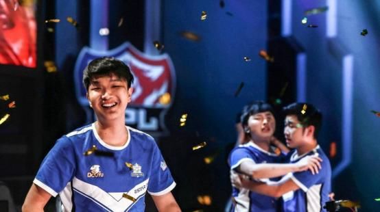  组建|KPL：梦之队组建完成？辰鬼称猫神选择续约，cat去哪终于大结局