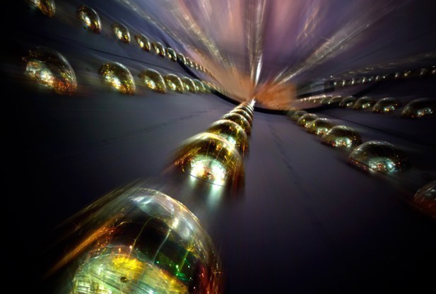  人类|时间流动速度并不固定，光速运动的物体，或是静止的