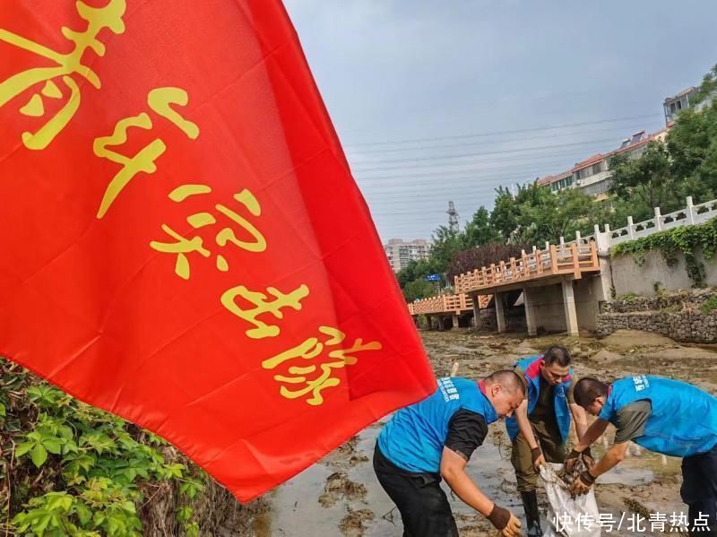 清理疏浚 美化河道 北京共青团“‘青’河行动”支援门头沟