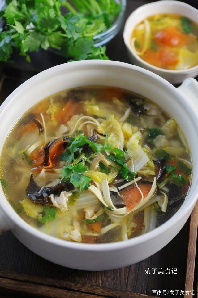 豆腐皮丝|这碗汤食材全素，做法简单，厨房新手也能一学就会，值得收藏