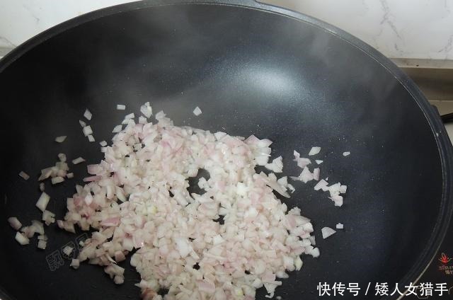 胡萝卜|换着花样吃米饭,美味饱腹配料多,比寿司简单,当早餐正合适