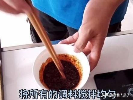 入味|土豆烧鸡如何更入味好吃？只需多一个步骤就行，土豆烧鸡家常做法