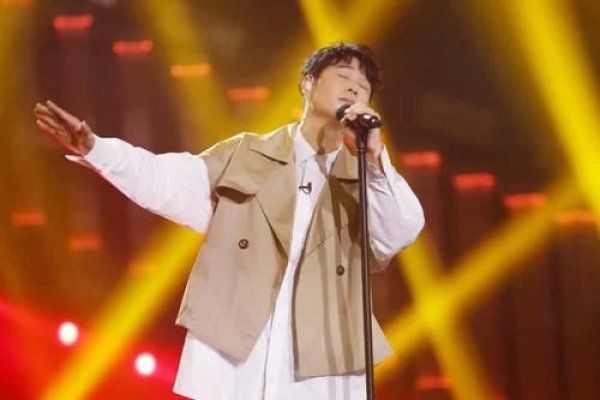  修音|李小萌唱错词，凌潇肃修音，张月摔倒，《跨界歌王》为何状况百出？