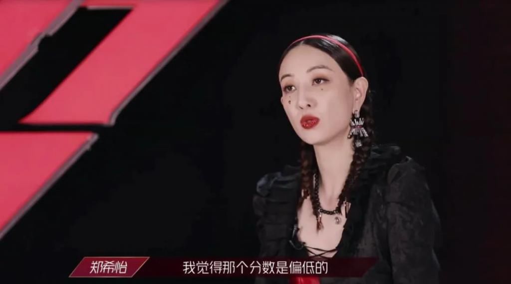  淘汰|万茜险滑倒、金莎扇子掉、宁静也失误，姐姐状况频出孟佳却被淘汰