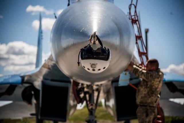  俄罗斯|让俄罗斯很紧张，乌克兰要掏86亿美元买战斗机，目标是F-15和F-16