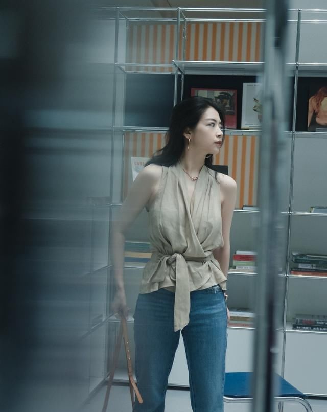 搭配|对三木不服不行,衣品好就算了,在包包的搭配上居然也如此优秀