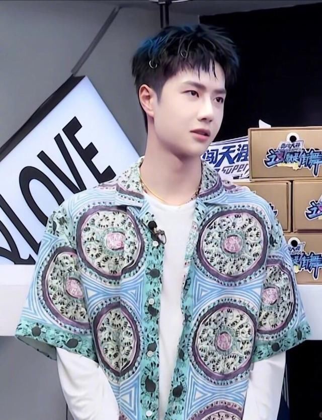  输掉|输掉队长大秀，又被数据断流，王一博是优酷代言人？