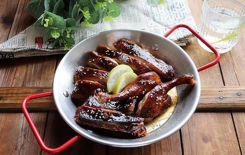  喷香|自制的酱料烤肉才最地道，喷香扑鼻，是最佳的解馋方法