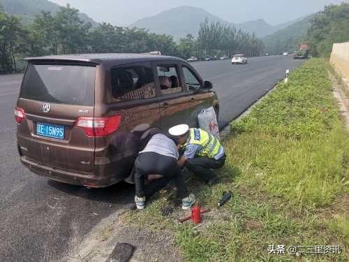  爆胎|危险！司机在本溪驾车途中突然爆胎！幸亏……