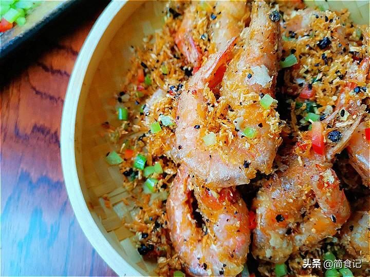 外焦里嫩|秋后,大虾这样做才解馋!外焦里嫩,连虾壳都要吃掉,贵点也值了