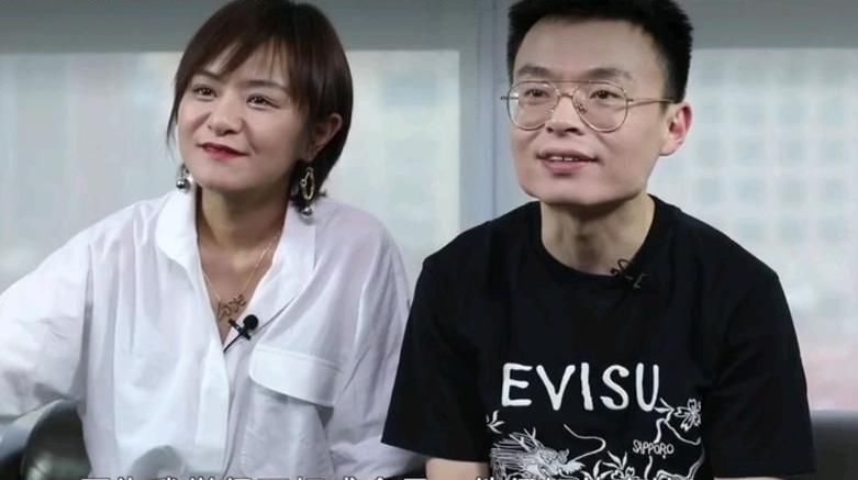  程璐思|脱口秀演员程璐思文官宣离婚，是程璐软饭吃过头？还是思文膨胀了