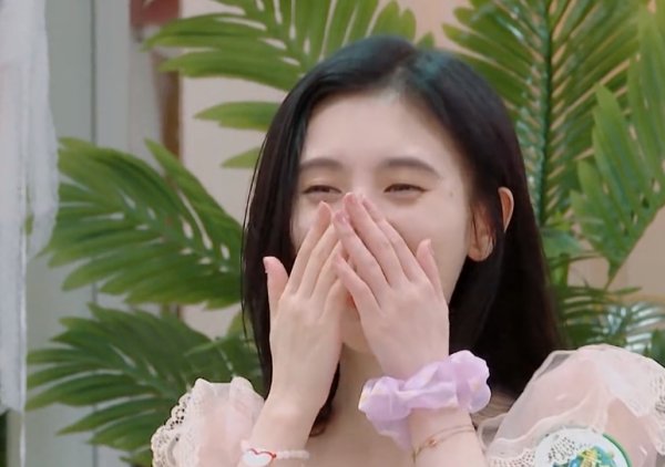 室内录制|三个细节证明:《青春环游记》没钱去请刘德华了!