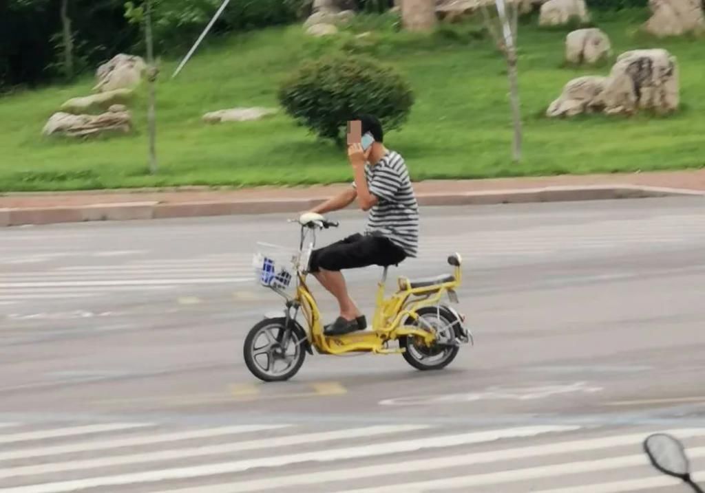 行人|真人曝光！不羞？