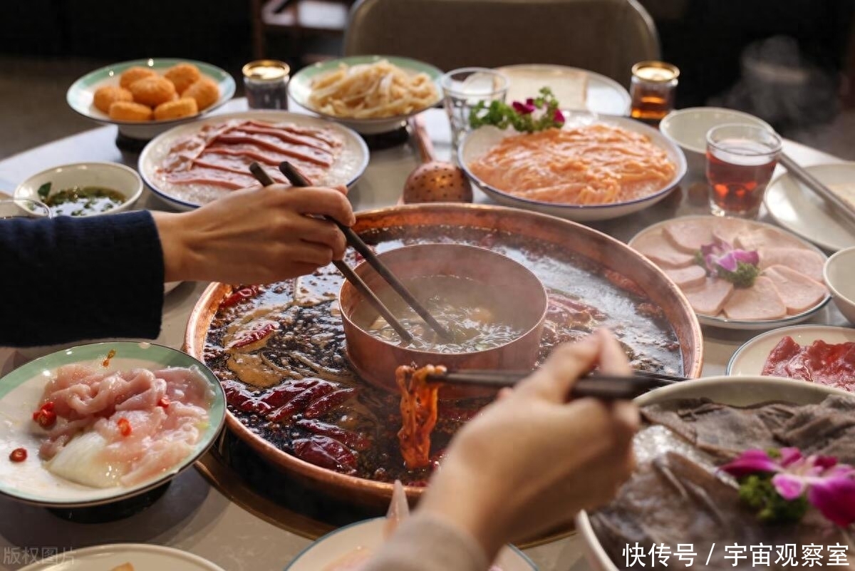 多喝水毁了肾粗茶淡饭伤透肝(多喝水毁了肾，粗茶淡饭伤透肝？4个坑人的养生建议，越养病越多)