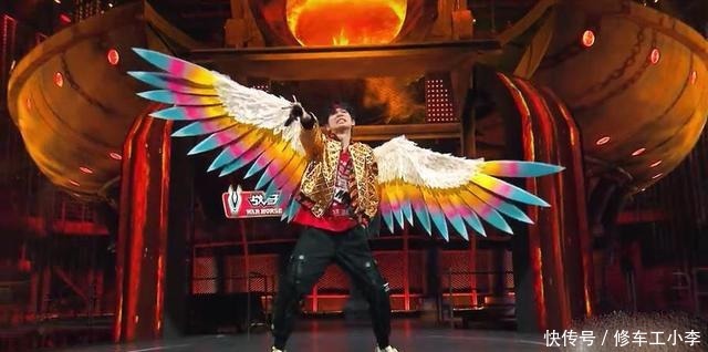 中国新说唱|新说唱暴扣哥带翅膀表演,选手下跪求链子,遭王齐铭、爆音Diss