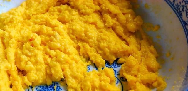 发面玉米饼|玉米面新吃法,不揉面,筷子一搅,蓬松柔软,老人孩子都爱吃