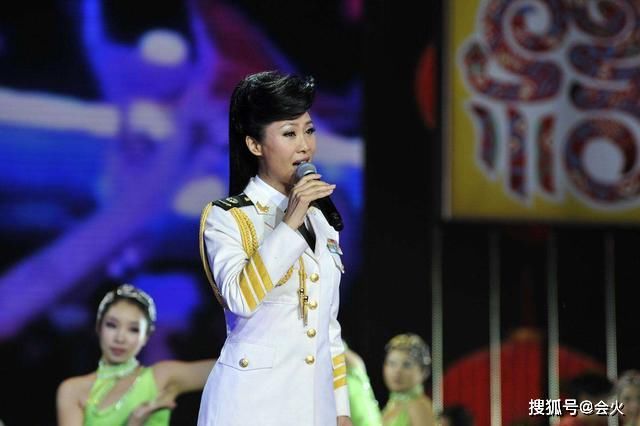 午餐|55岁于文华近况曝光太心酸!午餐只吃馒头蘸酱,饭菜都要自己带