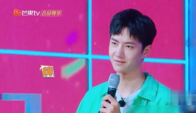  引发|天天向上候场王一博做起颈椎操，哥哥们成团节目企划却引发争议