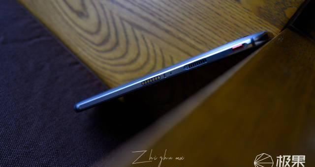 游戏|144Hz “滑”到手软,银翼风暴堪比“空调”,这款手机简直就是为游戏而生。